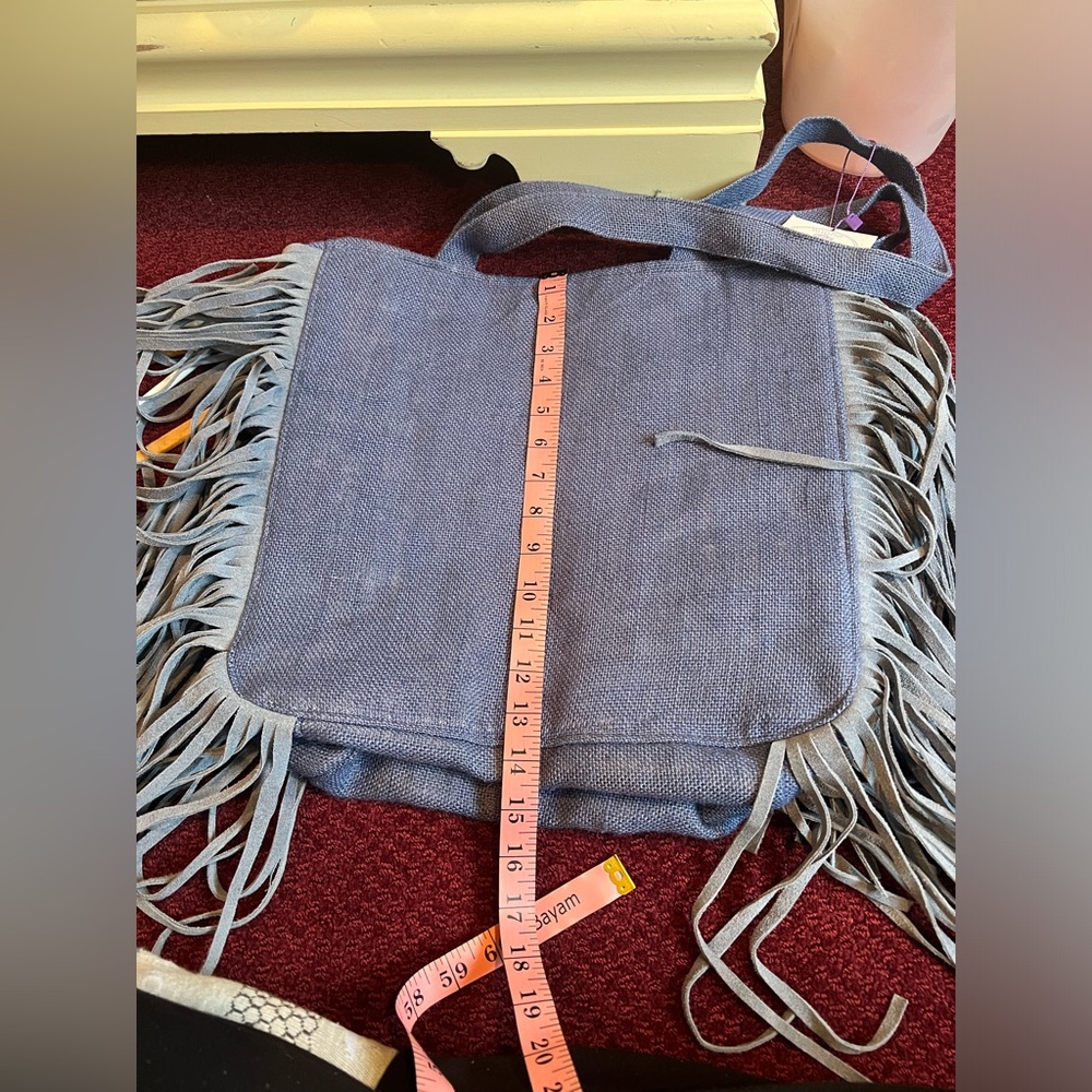 Muche Et Muchette NWT Blue Faux Fringe Bag host pick - Picture 13 of 16
